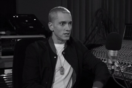 Video: Eminem – Zane Lowe&nbsp;Interview