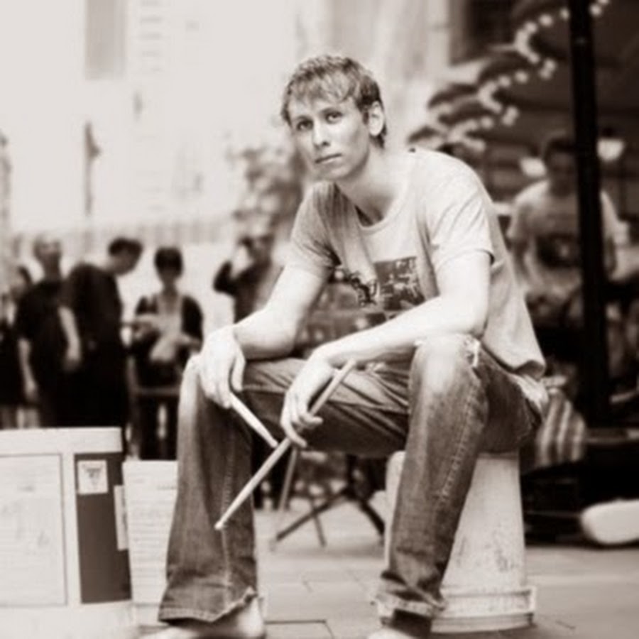 Street Drummer has SERIOUS&nbsp;Skills