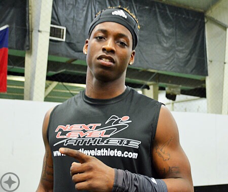 WATCH: Teen throws 40-yard pass to&nbsp;himself