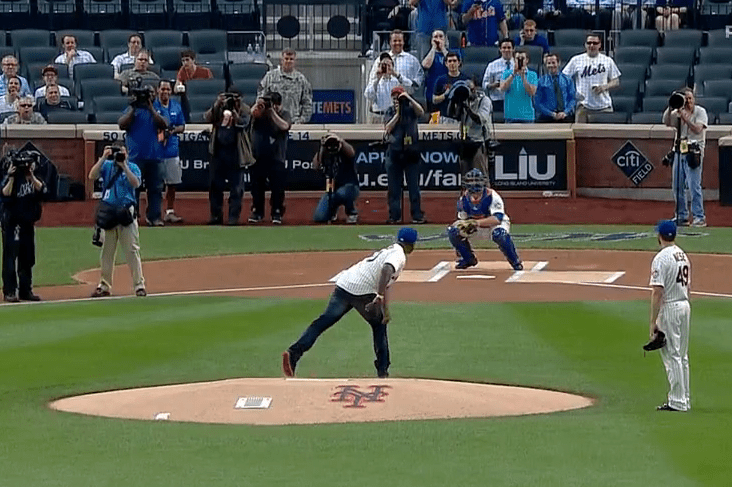 50 Cent Throws Out Terrible First Pitch at Mets Game, Hilarious&nbsp;Response