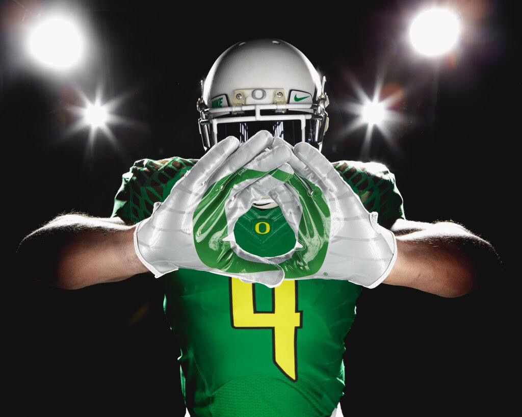 Oregon Previews Uniforms for PAC 12 Championship&nbsp;Game
