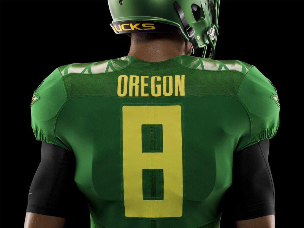 University of Oregon Previews “Apple Green” Uniforms for Playoff&nbsp;Game