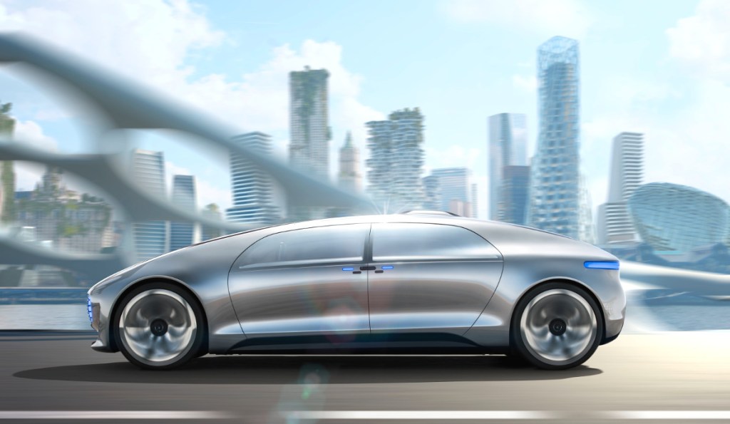 Mercedes-Benz Completely Rethought the Car with F&nbsp;015